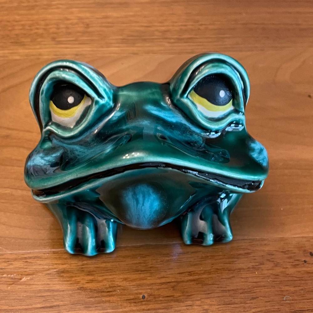 arnel’s Ceramic Frog Figurine - Teal signed